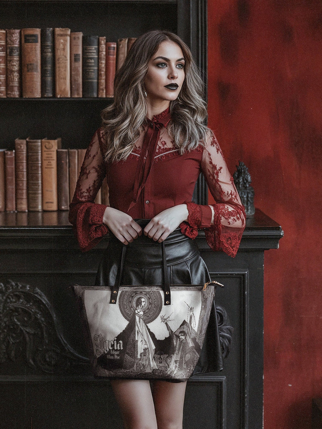 "Ligeia" Leather Tote Bag
